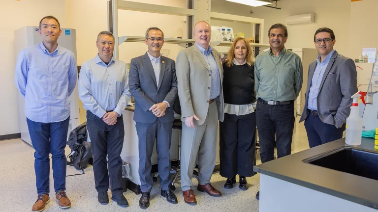 Sterling Industries and ventureLab leadership teams shared an exciting day together, charting a roadmap to significantly expand access to the wetlab and build awareness in the Canadian Medtech community.